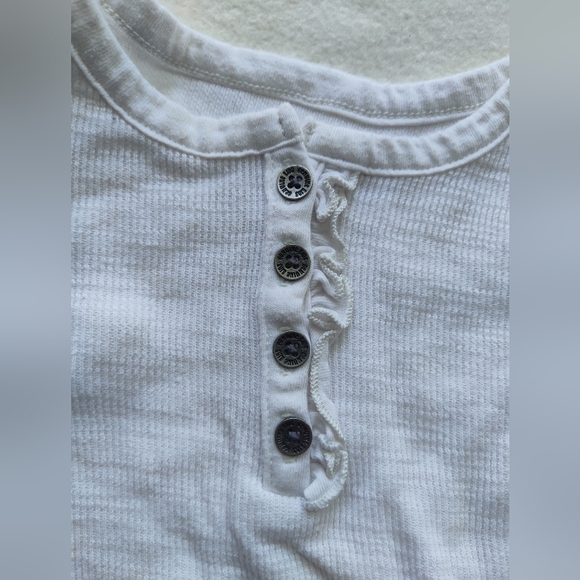 Genuine Kids Oshkosh Long Sleeve White 1/2 Button Blouse Size 18 Months - Picture 5 of 6